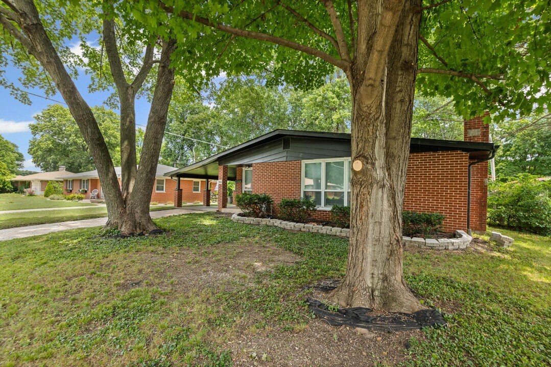 506 N 44th St in Belleville, IL - Building Photo