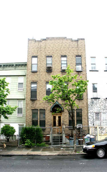 64 Himrod St in Brooklyn, NY - Foto de edificio