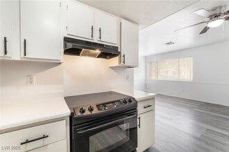 4721 Cessna Ave in Las Vegas, NV - Building Photo - Building Photo