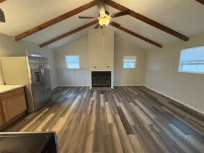 100 Simmons Family Farm Rd in Lockhart, TX - Building Photo - Building Photo