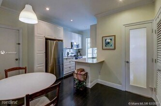 1551 Lenox Ave in Miami Beach, FL - Building Photo - Building Photo