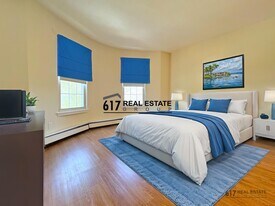 74 S Huntington Ave, Unit 1 in Boston, MA - Building Photo