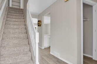 2321 Lexington Village Ln in Colorado Springs, CO - Building Photo - Building Photo