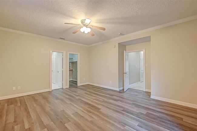 property at 1002 W 22nd St