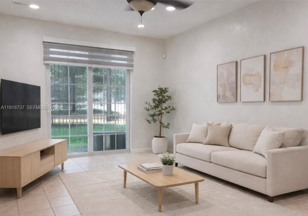 2612 SW 81st Terrace in Miramar, FL - Building Photo