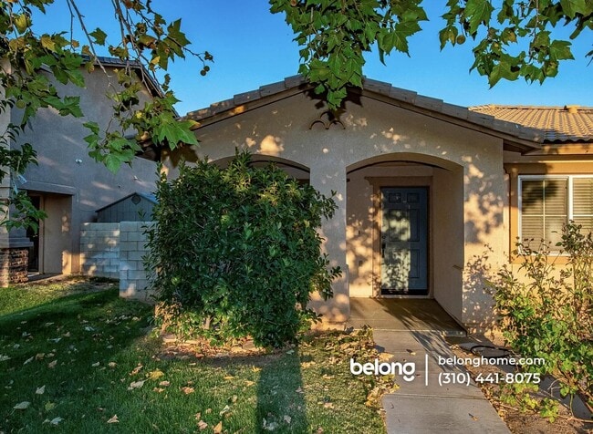 45444 Spahn Ln in Lancaster, CA - Foto de edificio - Building Photo