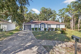 4 Starling Dr in Daytona Beach, FL - Building Photo