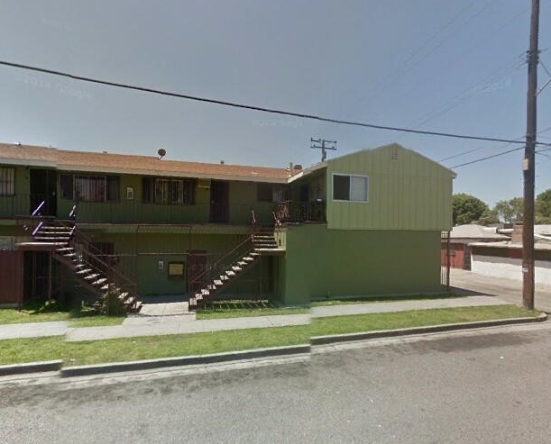 10803 Wright Rd in South Gate, CA - Foto de edificio