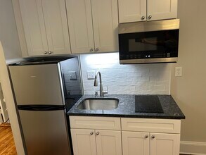 22 Chiswick Rd, Unit 5 in Boston, MA - Foto de edificio - Building Photo