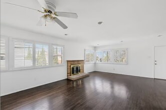 1004 4th St, Unit 1004 in Hermosa Beach, CA - Building Photo - Building Photo