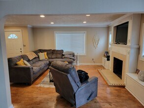 943 NW 11th St in Corvallis, OR - Building Photo - Building Photo