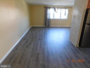 2165 Benson St in Philadelphia, PA - Building Photo - Building Photo
