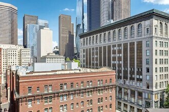 201 Yesler Wy in Seattle, WA - Foto de edificio - Building Photo