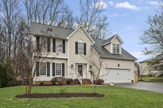 9816 Pine Creek Ct in Mechanicsville, VA - Building Photo - Building Photo