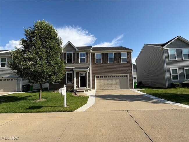 3366 Wind Song Ln in Twinsburg, OH - Building Photo - Building Photo
