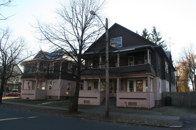 97 Alderman St in Springfield, MA - Foto de edificio - Building Photo