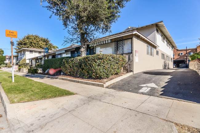 Jasmine Apartments in San Gabriel, CA - Foto de edificio - Building Photo