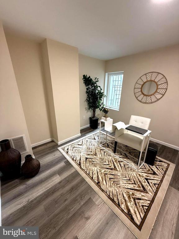 1028 E North Ave in Baltimore, MD - Building Photo - Building Photo