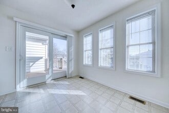 687 E Walnut St in Hanover, PA - Building Photo - Building Photo