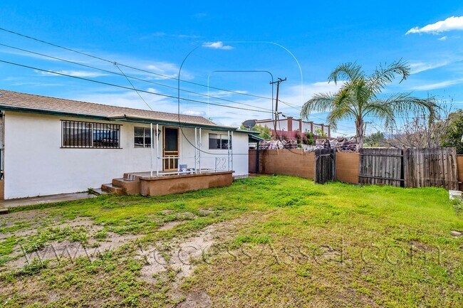 property at 522 N Spring St