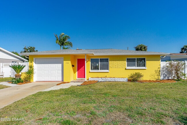 property at 152 Longwood Dr