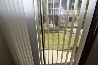 1050 Mazatlan Cir in Colorado Springs, CO - Building Photo - Building Photo