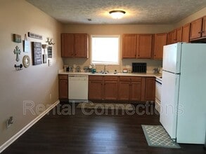 103 N Bentley St in Marion, IL - Building Photo - Building Photo
