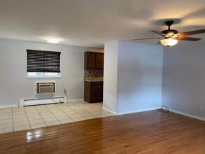 97 Bishop Dr in Framingham, MA - Building Photo - Building Photo