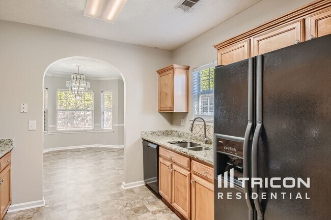 6430 Winston Trce in Mcdonough, GA - Building Photo - Building Photo