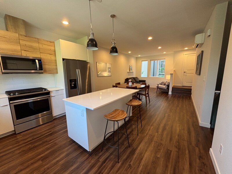 2158 N 185th St in Shoreline, WA - Building Photo
