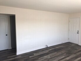 9647 Pacific Ave, Unit 2N in Franklin Park, IL - Building Photo