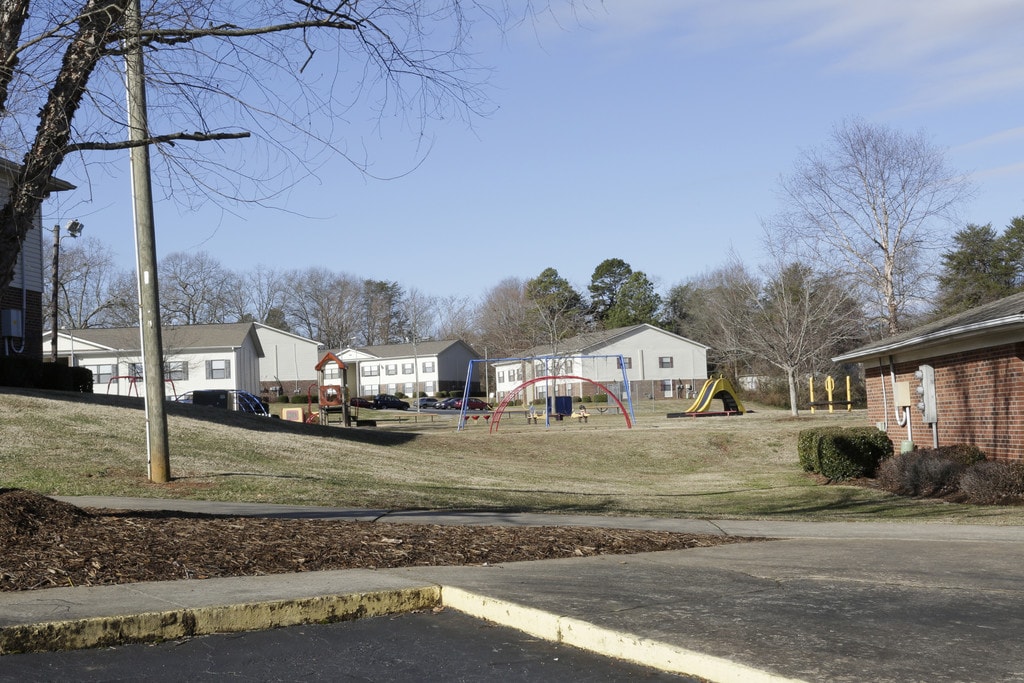 Spring Grove Apartments Taylors, SC Apartments For Rent