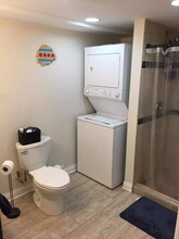 2921 W Farragut Ave in Chicago, IL - Building Photo - Building Photo