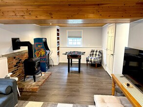 57 Curt Blvd in Saratoga Springs, NY - Building Photo - Building Photo