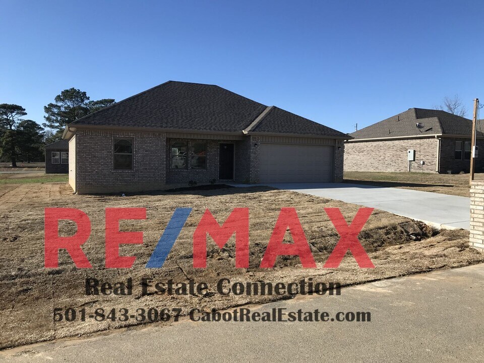 605 Macy Ln in Beebe, AR - Building Photo