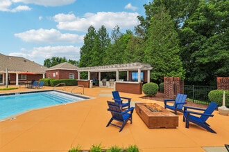 Cross Creek at Murfreesboro in Murfreesboro, TN - Building Photo - Building Photo