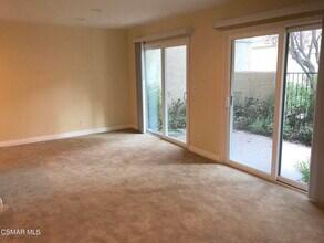 3719 Summershore Ln in Westlake Village, CA - Building Photo - Building Photo