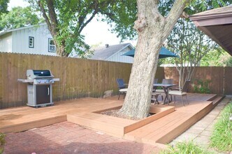 15706 Havenrock Cir in Dallas, TX - Building Photo - Building Photo