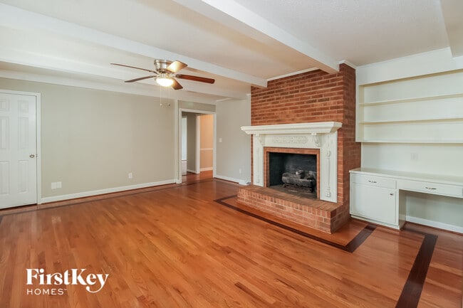 535 Drumheller Rd in Clemmons, NC - Foto de edificio - Building Photo