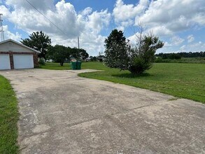 1811 Kinyon Rd in Centerton, AR - Building Photo - Building Photo
