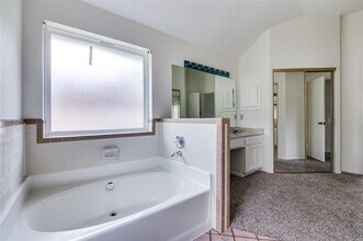 224 Iberis Dr in Arlington, TX - Building Photo - Building Photo