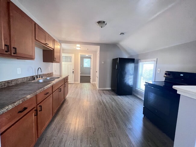 679 Fremont Ave NW in Grand Rapids, MI - Building Photo - Building Photo