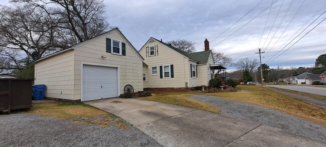 205 Milner St NE in Hartselle, AL - Building Photo - Building Photo