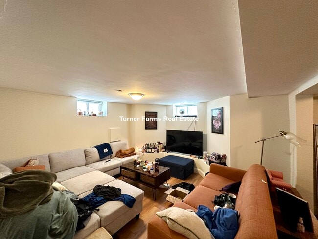 10 Marney St, Unit 1