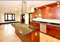 32 Prince St, Unit #1 in Boston, MA - Building Photo - Building Photo