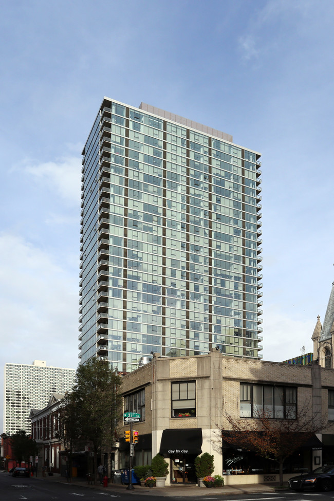 2116 Chestnut