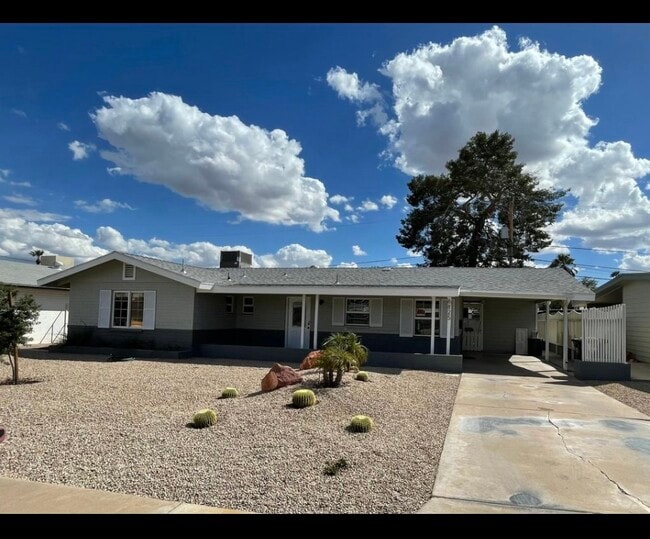 property at 6825 E Earll Dr
