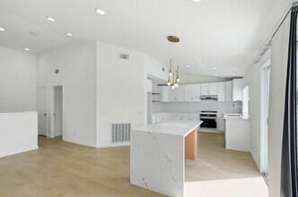 35 Deerborn Dr in Aliso Viejo, CA - Building Photo - Building Photo