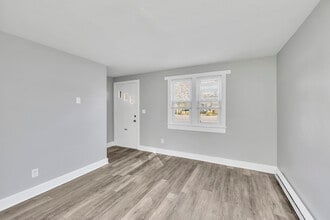 Townhomes at West Little Creek in Norfolk, VA - Building Photo - Interior Photo