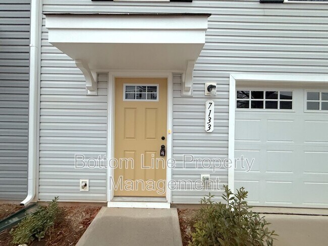 7133 Capstan Ter in Charlotte, NC - Building Photo - Building Photo
